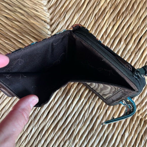 Vera Bradley Kensington wallet 🤎 - Picture 6 of 7